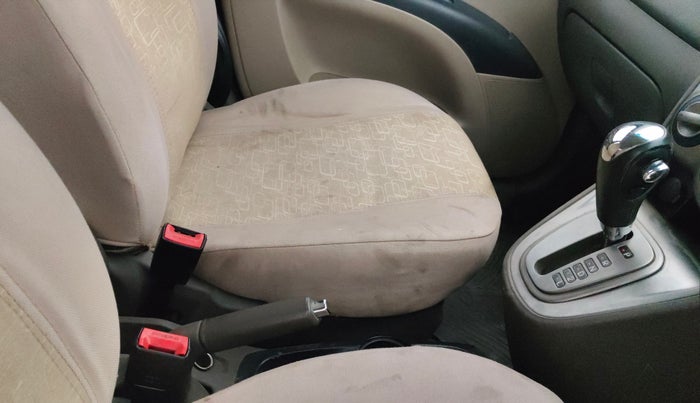 2013 Hyundai i10 SPORTZ 1.2 AT, Petrol, Automatic, 33,284 km, Gear Lever