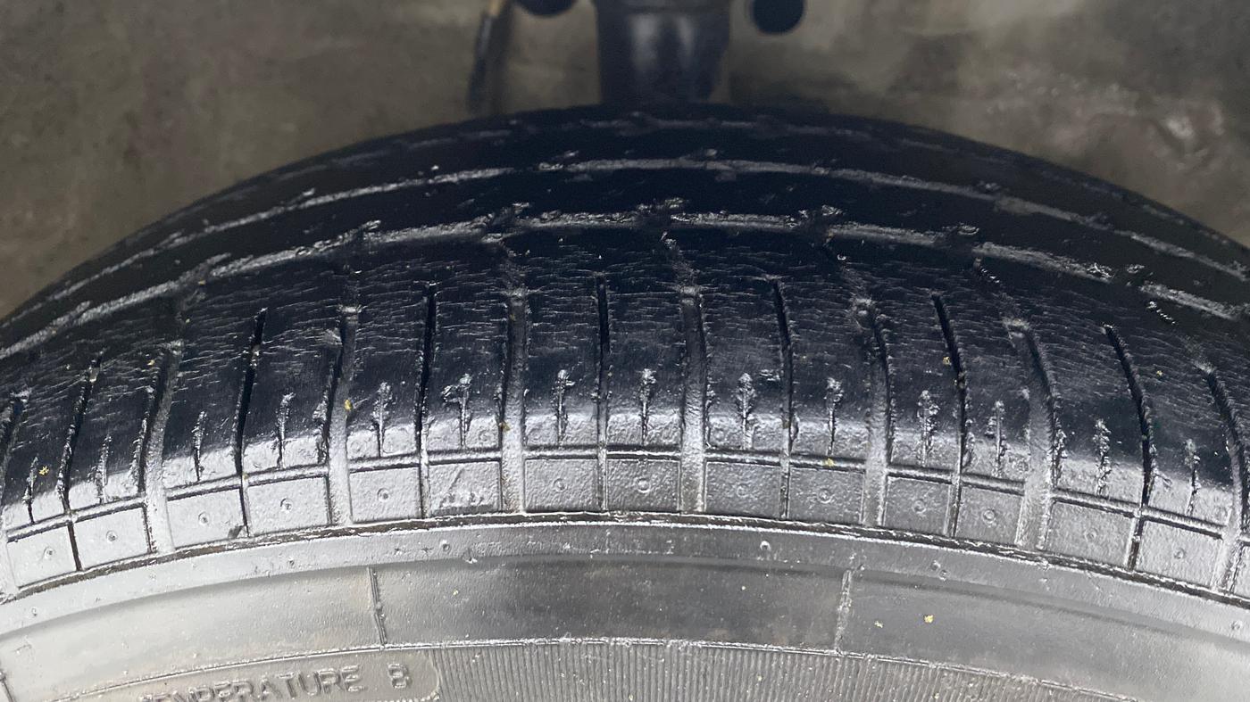 2016 Maruti Ritz LDI, Diesel, Manual, 61,030 km, Right Front Tyre Tread