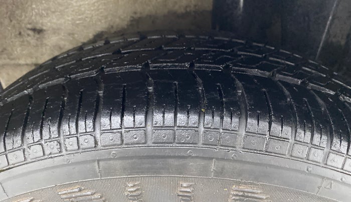 2016 Maruti Ritz LDI, Diesel, Manual, 61,030 km, Left Rear Tyre Tread