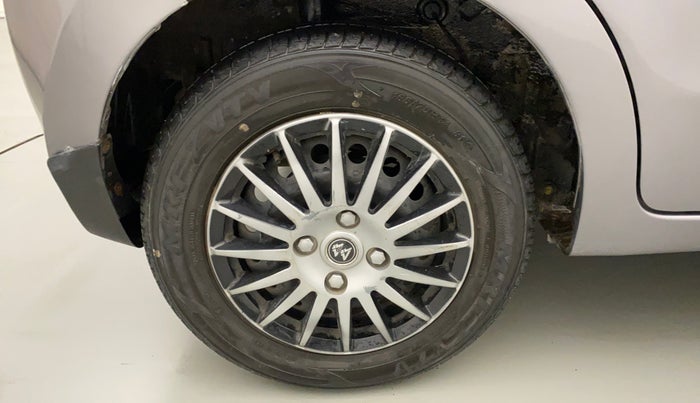 2018 Maruti Celerio VXI (O) CNG, CNG, Manual, 75,971 km, Right Rear Wheel