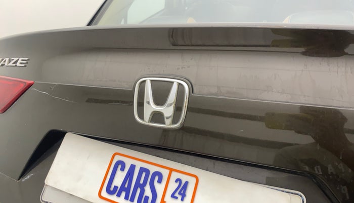 2019 Honda Amaze 1.2L I-VTEC S, CNG, Manual, 43,517 km, Dicky (Boot door) - Minor scratches