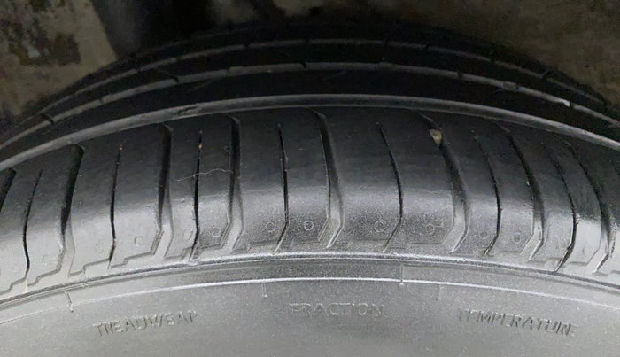 2019 Hyundai VENUE SX PLUS 1.0 TURBO DCT, Petrol, Automatic, 43,611 km, Right Rear Tyre Tread