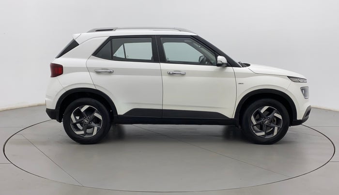 2019 Hyundai VENUE SX PLUS 1.0 TURBO DCT, Petrol, Automatic, 43,611 km, Right Side View