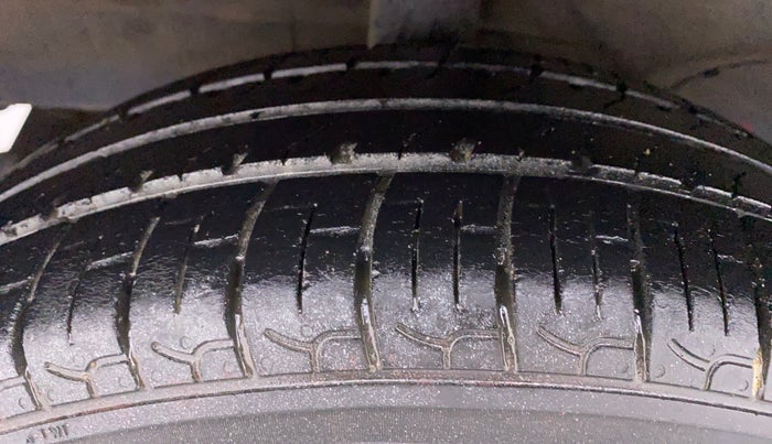 2019 Hyundai NEW SANTRO ASTA 1.1 MT, Petrol, Manual, 31,933 km, Right Rear Tyre Tread
