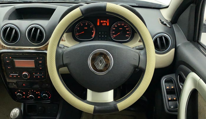 2013 Renault Duster 85 PS RXL DIESEL, Diesel, Manual, 83,787 km, Steering Wheel Close Up