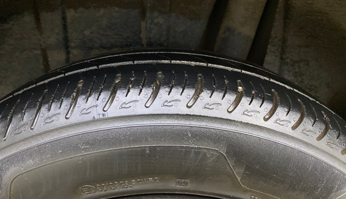 2019 Maruti Ertiga VXI CNG, CNG, Manual, 83,662 km, Left Rear Tyre Tread