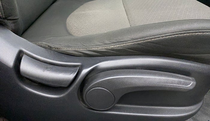2016 Hyundai Creta SX PLUS AT 1.6 PETROL, Petrol, Automatic, 52,287 km, Driver Side Adjustment Panel