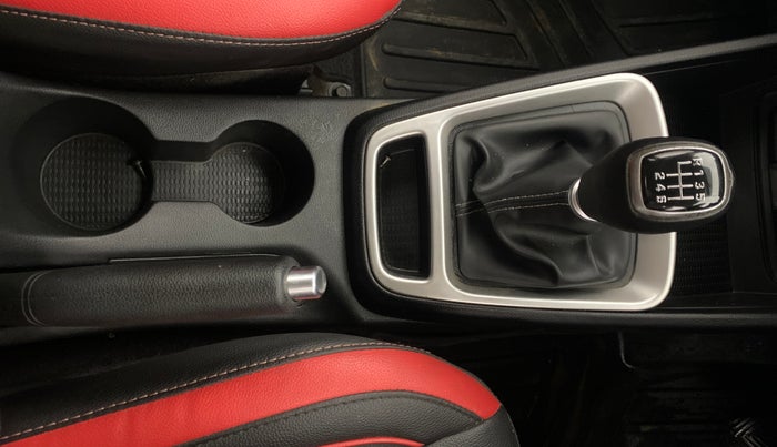 2021 Hyundai VENUE SX 1.0 TURBO, Petrol, Manual, 40,250 km, Gear Lever