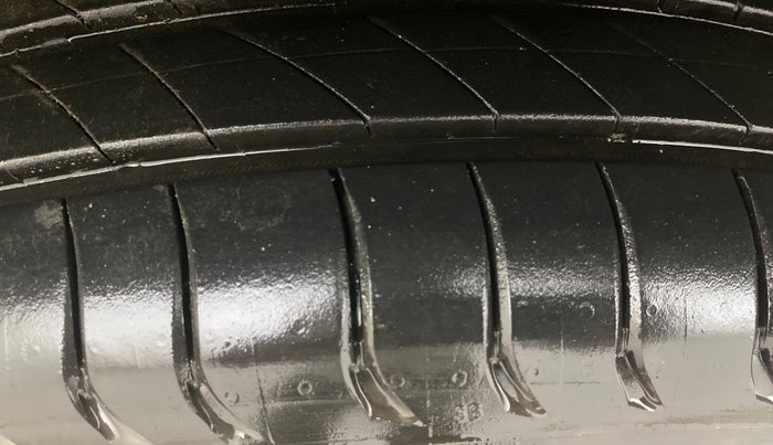 2021 Hyundai VENUE SX 1.0 TURBO, Petrol, Manual, 40,250 km, Left Front Tyre Tread