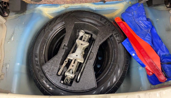 2014 Maruti Celerio ZXI (O), Petrol, Manual, 48,407 km, Spare Tyre