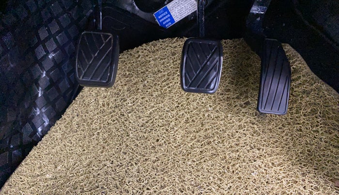 2014 Maruti Celerio ZXI (O), Petrol, Manual, 48,407 km, Pedals