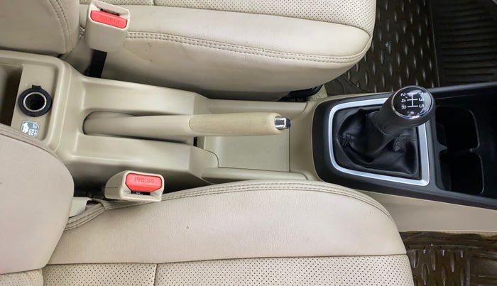2018 Maruti Dzire ZXI, Petrol, Manual, 97,304 km, Gear Lever