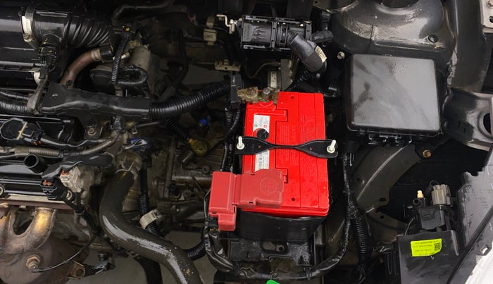 2018 Maruti Dzire ZXI, Petrol, Manual, 97,304 km, Engine View - Left