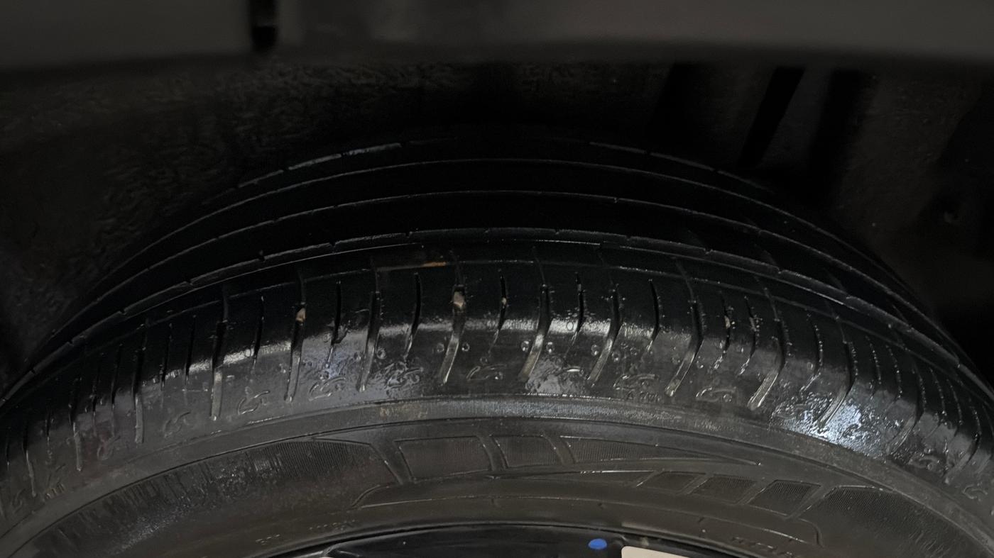 2023 Maruti BREZZA ZXI + SMART HYBRID, Petrol, Manual, 34,825 km, Left Rear Tyre Tread