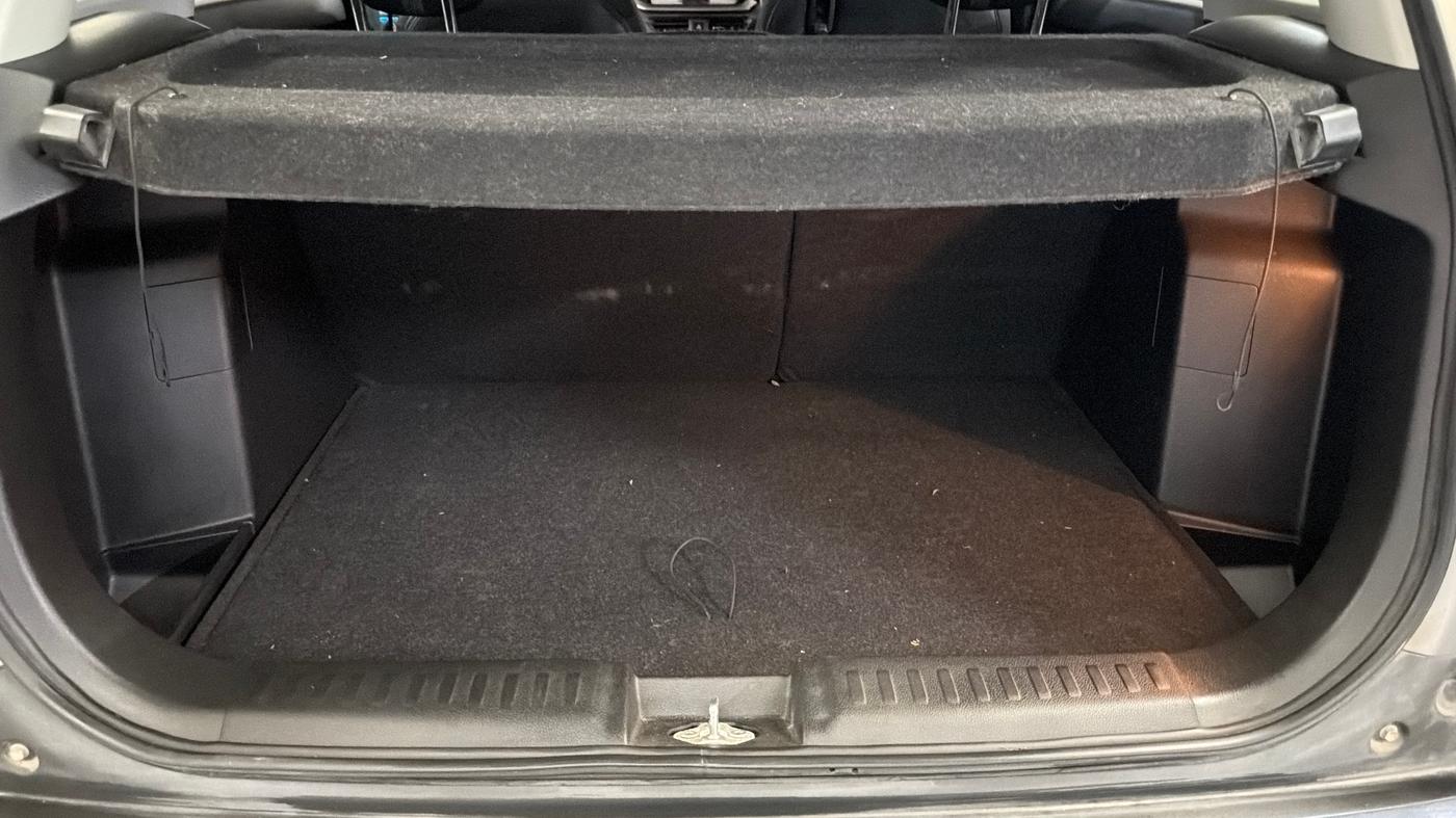 2023 Maruti BREZZA ZXI + SMART HYBRID, Petrol, Manual, 34,825 km, Boot Inside