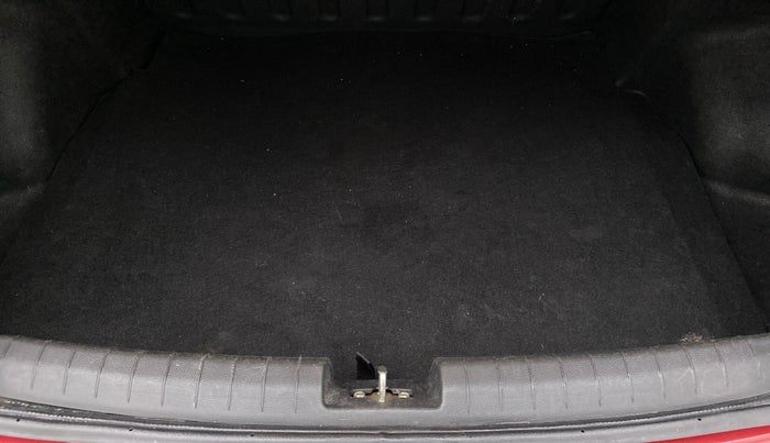 2016 Hyundai Xcent S AT 1.2, Petrol, Automatic, 42,241 km, Boot Inside