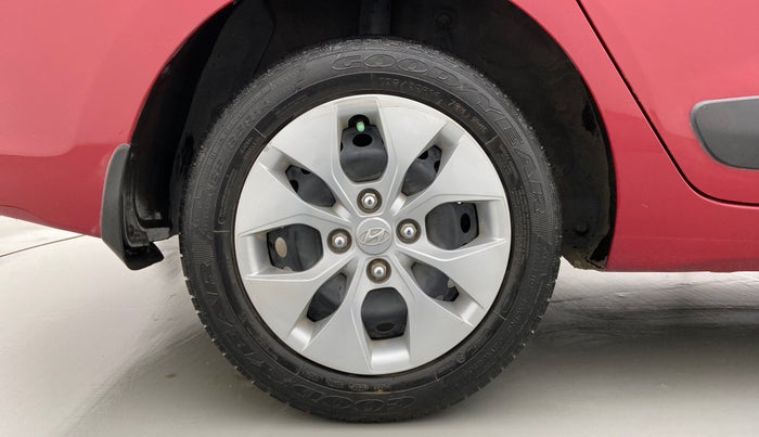 2016 Hyundai Xcent S AT 1.2, Petrol, Automatic, 42,241 km, Right Rear Wheel