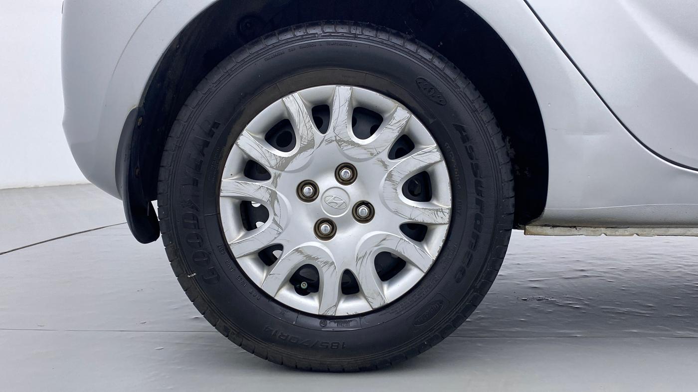 2010 Hyundai i20 MAGNA O 1.2, Petrol, Manual, 44,175 km, Right Rear Wheel