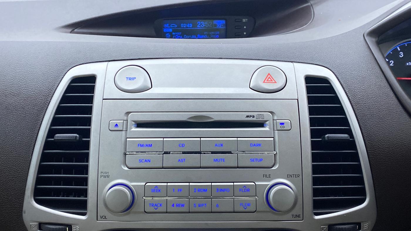 2010 Hyundai i20 MAGNA O 1.2, Petrol, Manual, 44,175 km, Infotainment System
