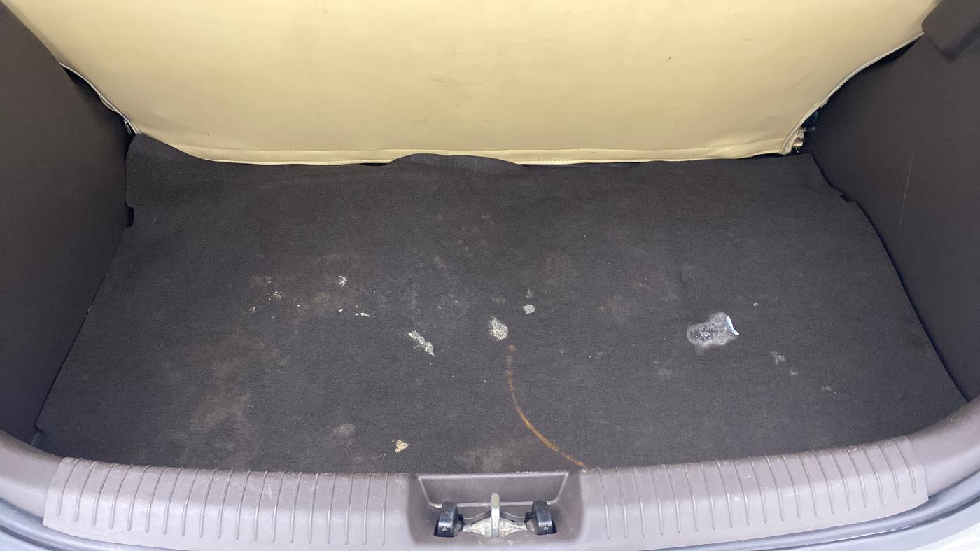 2010 Hyundai i20 MAGNA O 1.2, Petrol, Manual, 44,175 km, Boot Inside