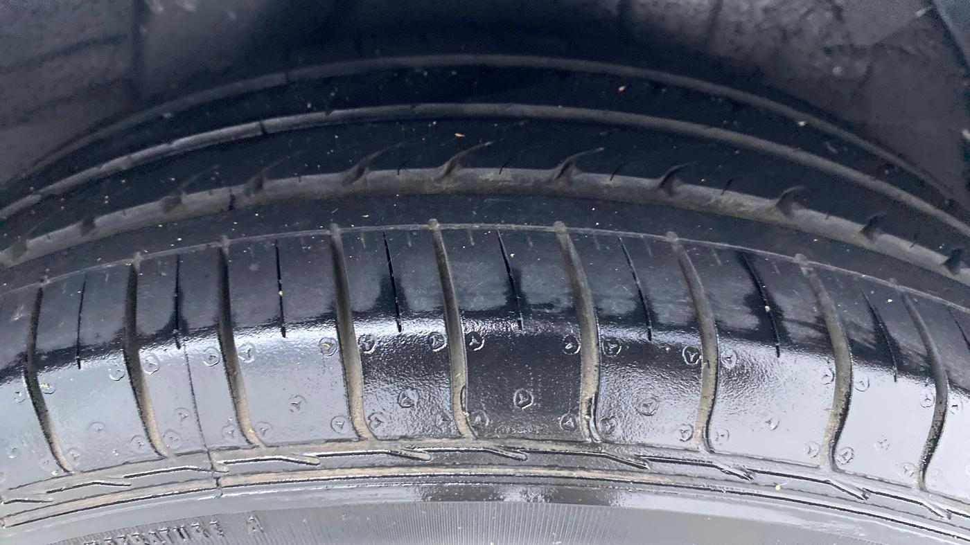 2010 Hyundai i20 MAGNA O 1.2, Petrol, Manual, 44,175 km, Left Rear Tyre Tread