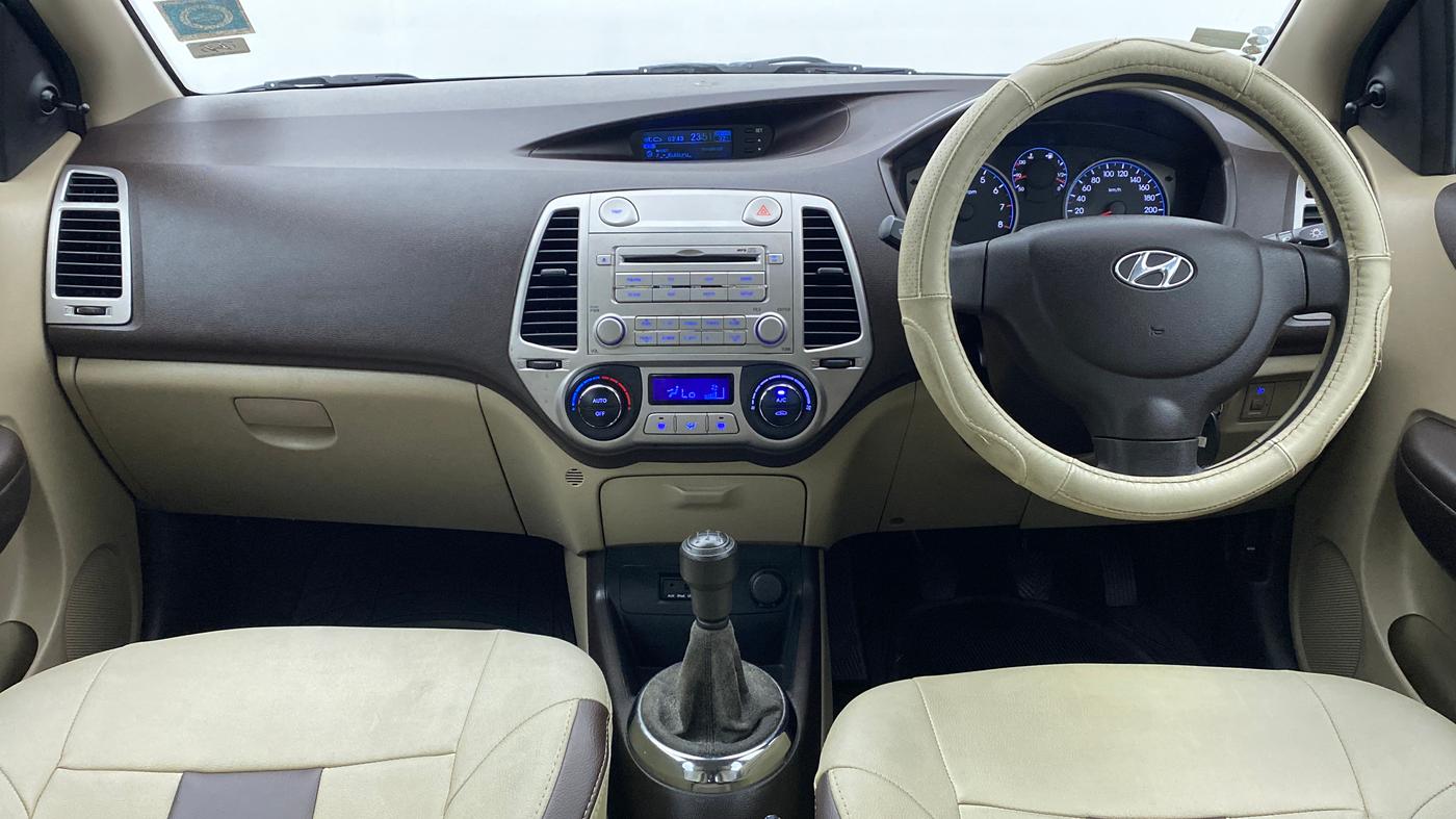 2010 Hyundai i20 MAGNA O 1.2, Petrol, Manual, 44,175 km, Dashboard