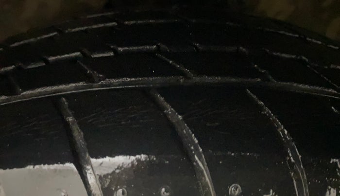 2019 Maruti Celerio X VXI (O) AMT, Petrol, Automatic, 33,537 km, Left Front Tyre Tread