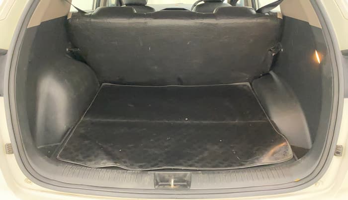 2017 Hyundai Creta E PLUS 1.4 DIESEL, Diesel, Manual, 80,637 km, Boot Inside