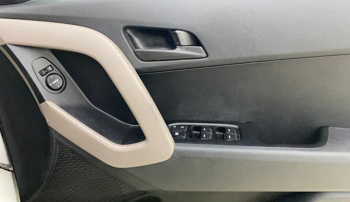 2017 Hyundai Creta E PLUS 1.4 DIESEL, Diesel, Manual, 80,637 km, Driver Side Door Panels Control