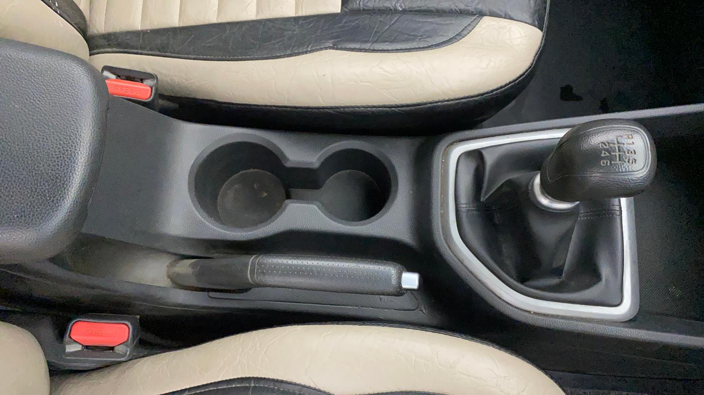 2017 Hyundai Creta E PLUS 1.4 DIESEL, Diesel, Manual, 80,637 km, Gear Lever