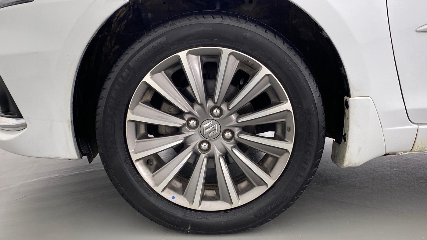 2021 Maruti Ciaz ALPHA 1.5 AT SHVS, Petrol, Automatic, 80,414 km, Left Front Wheel