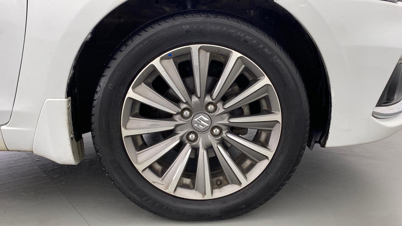 2021 Maruti Ciaz ALPHA 1.5 AT SHVS, Petrol, Automatic, 80,414 km, Right Front Wheel