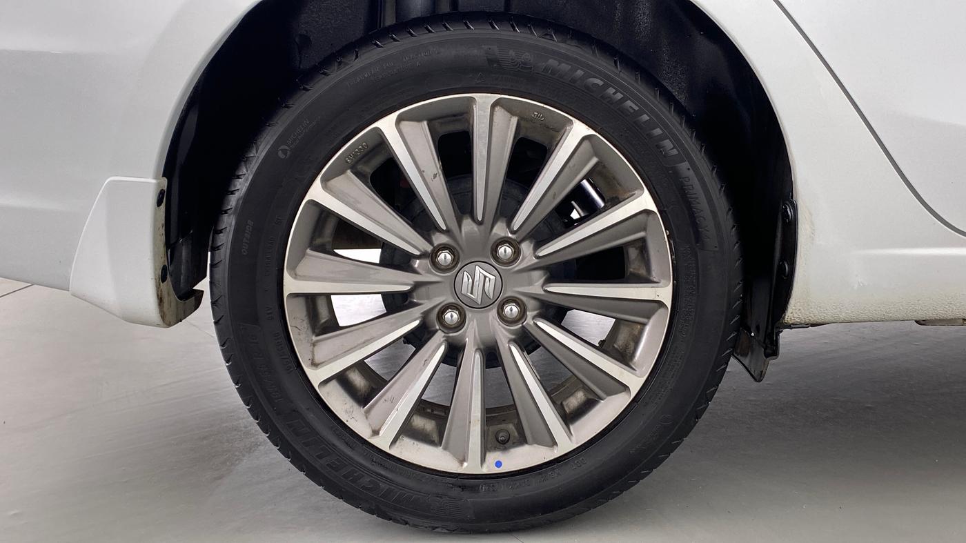 2021 Maruti Ciaz ALPHA 1.5 AT SHVS, Petrol, Automatic, 80,414 km, Right Rear Wheel
