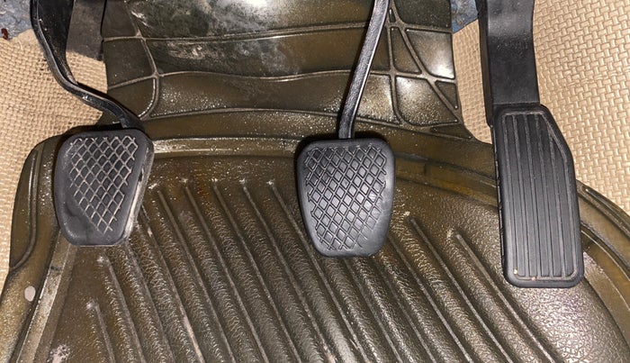 2014 Honda City 1.5L I-DTEC VX, Diesel, Manual, 1,10,754 km, Pedals