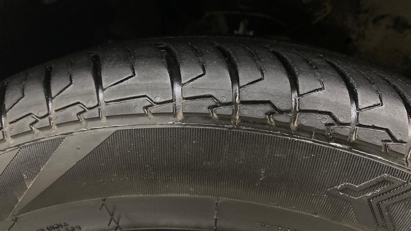 2014 Honda City 1.5L I-DTEC VX, Diesel, Manual, 1,10,754 km, Left Front Tyre Tread