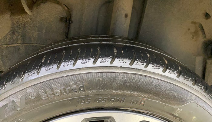 2022 Tata ALTROZ XZ PETROL, Petrol, Manual, 62,856 km, Left Rear Tyre Tread