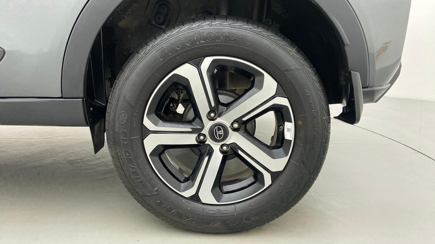 2022 Tata NEXON XZ+ (HS) 1.5 RTQ, Diesel, Manual, 6,227 km, Left Rear Wheel