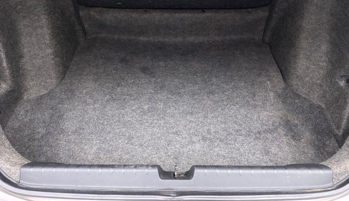 2015 Honda City VX CVT PETROL, Petrol, Automatic, 60,401 km, Boot Inside