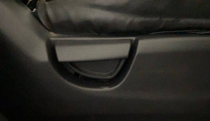 2020 Hyundai NEW SANTRO MAGNA, Petrol, Manual, 23,854 km, Driver Side Adjustment Panel