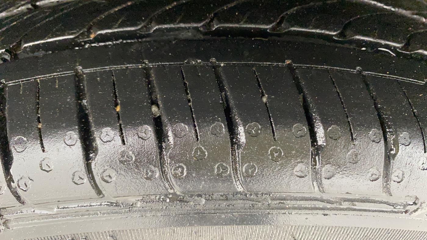 2023 Hyundai AURA SX 1.2, Petrol, Manual, 53,275 km, Left Front Tyre Tread