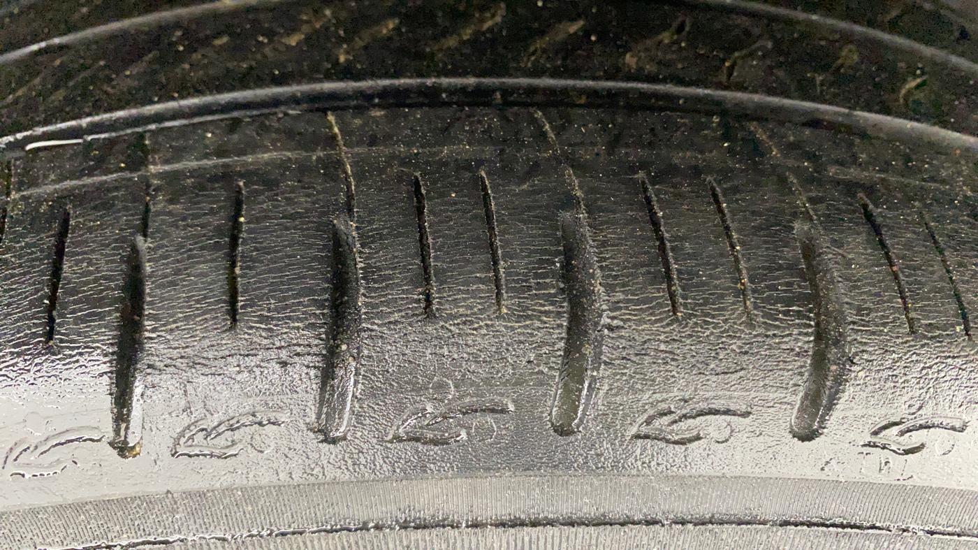 2023 Hyundai AURA SX 1.2, Petrol, Manual, 53,275 km, Right Front Tyre Tread