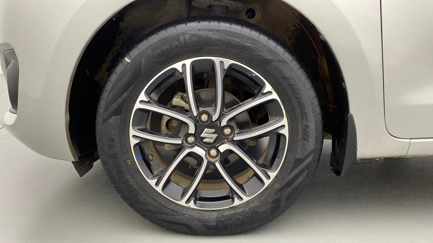2020 Maruti Swift ZXI + AMT, Petrol, Automatic, 24,417 km, Left Front Wheel