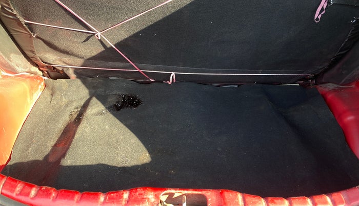 2016 Hyundai Eon ERA +, Petrol, Manual, 1,11,902 km, Boot Inside