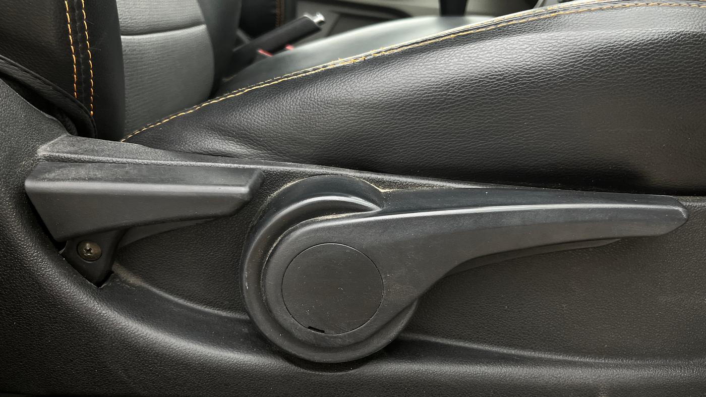 2018 Tata Tiago XZA PETROL, Petrol, Automatic, 57,504 km, Driver Side Adjustment Panel
