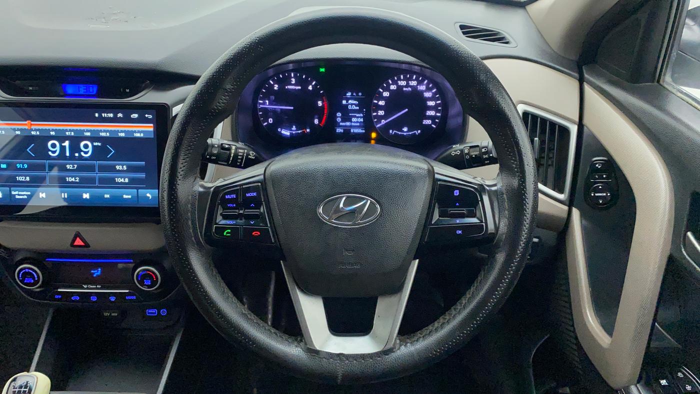 2016 Hyundai Creta 1.6 SX (O) CRDI, Diesel, Manual, 82,364 km, Steering Wheel Close Up