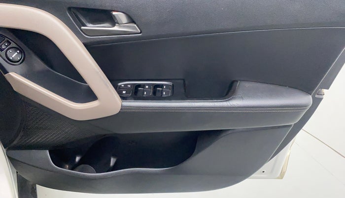 2016 Hyundai Creta 1.6 SX (O) CRDI, Diesel, Manual, 82,364 km, Driver Side Door Panels Control