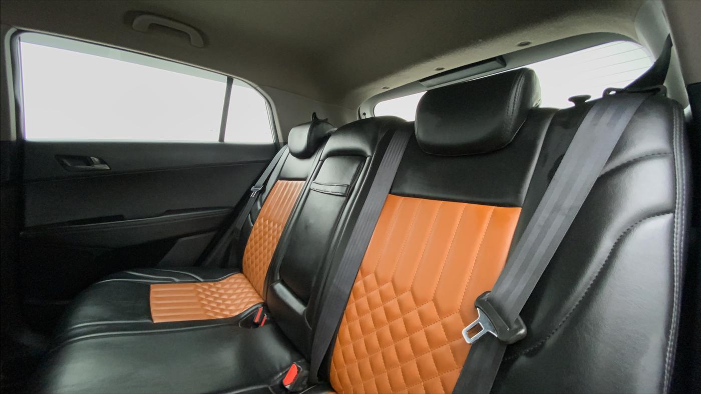2016 Hyundai Creta 1.6 SX (O) CRDI, Diesel, Manual, 82,364 km, Right Side Rear Door Cabin