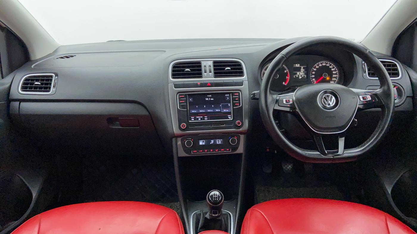2018 Volkswagen Polo HIGH LINE PLUS 1.0, Petrol, Manual, 32,263 km, Dashboard