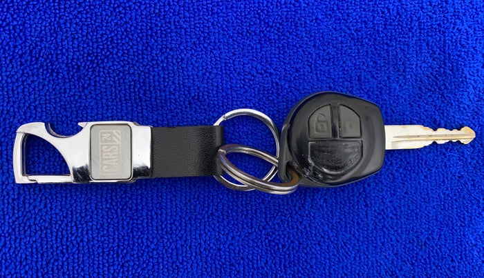 2014 Maruti Swift Dzire ZXI, Petrol, Manual, 88,871 km, Key Close Up