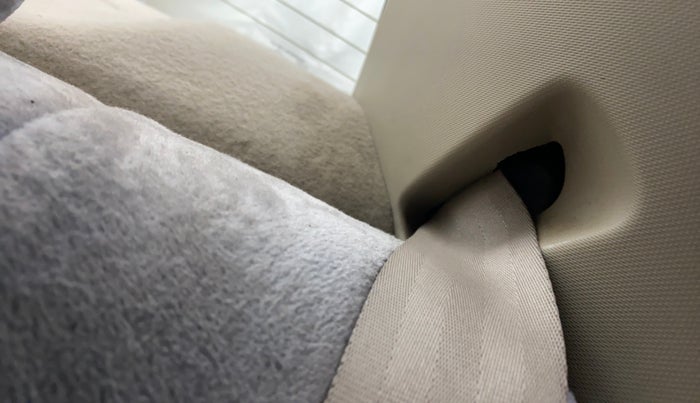 2014 Maruti Swift Dzire ZXI, Petrol, Manual, 88,871 km, Second-row left seat - Retractor not working